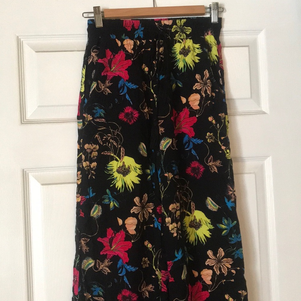 H&M Wide Leg Floral Pant